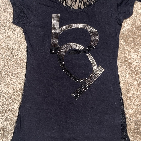 BEBE Sequins Lace Tee - Picture 2 of 4